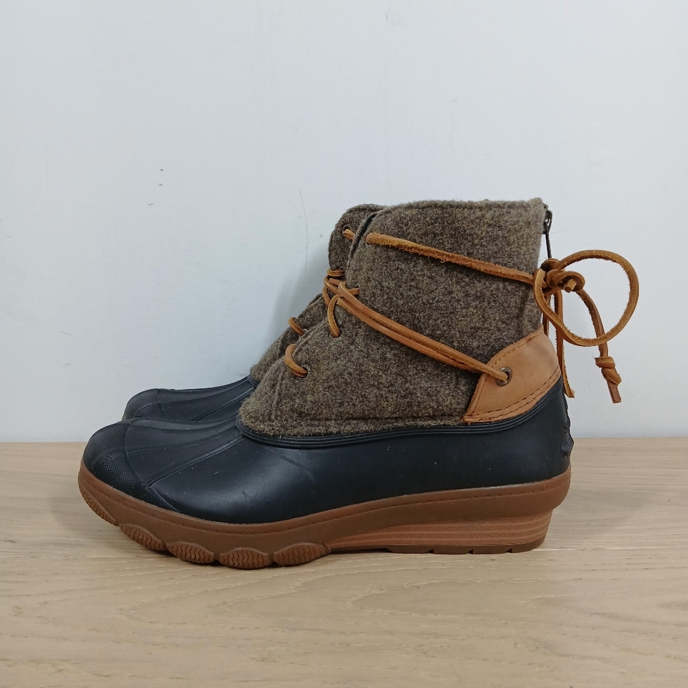 Sperry Quarter Wool Leather Duck Boots in Brown and Black 1569
